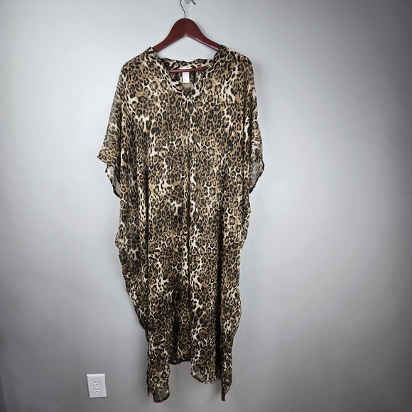 Nordstrom Rack Animal Print‎ Caftan Cover Up lady kimono One Size Brown Leopard - Picture 3 of 15